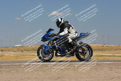 media/Sep-04-2023-Lets Ride (Mon) [[34443f911e]]/B Group/1220pm (Wheelie Bump)/